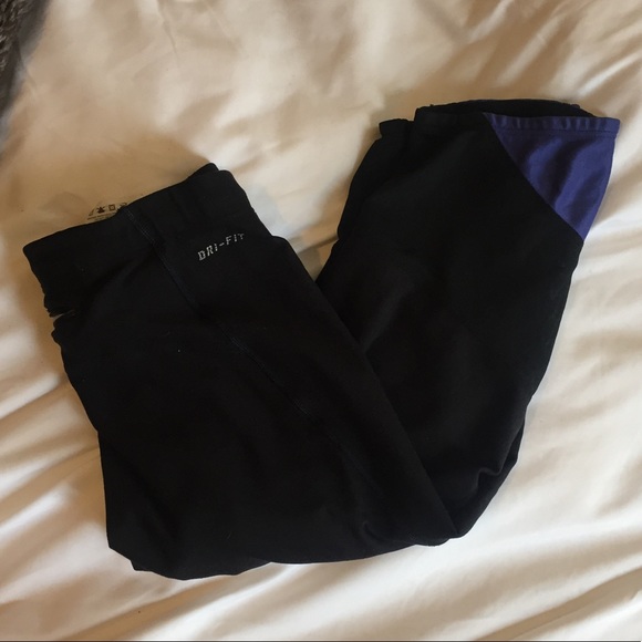 Nike Dri-Fit leggings, rarely worn! - Picture 5 of 7
